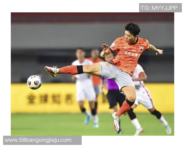 深入分析上海足球队阵地战战术特点与执行策略